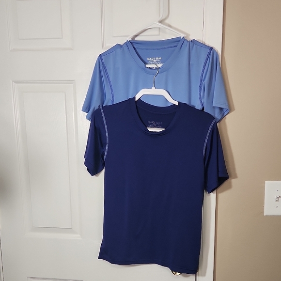 Black Bead Blue Short Sleeve Tee with Textured Fabric - Picture 7 of 7